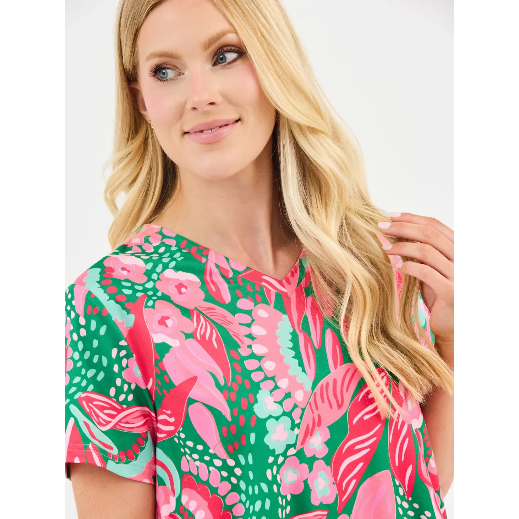Mary Square Alli Canopy Green Gleam Short Set