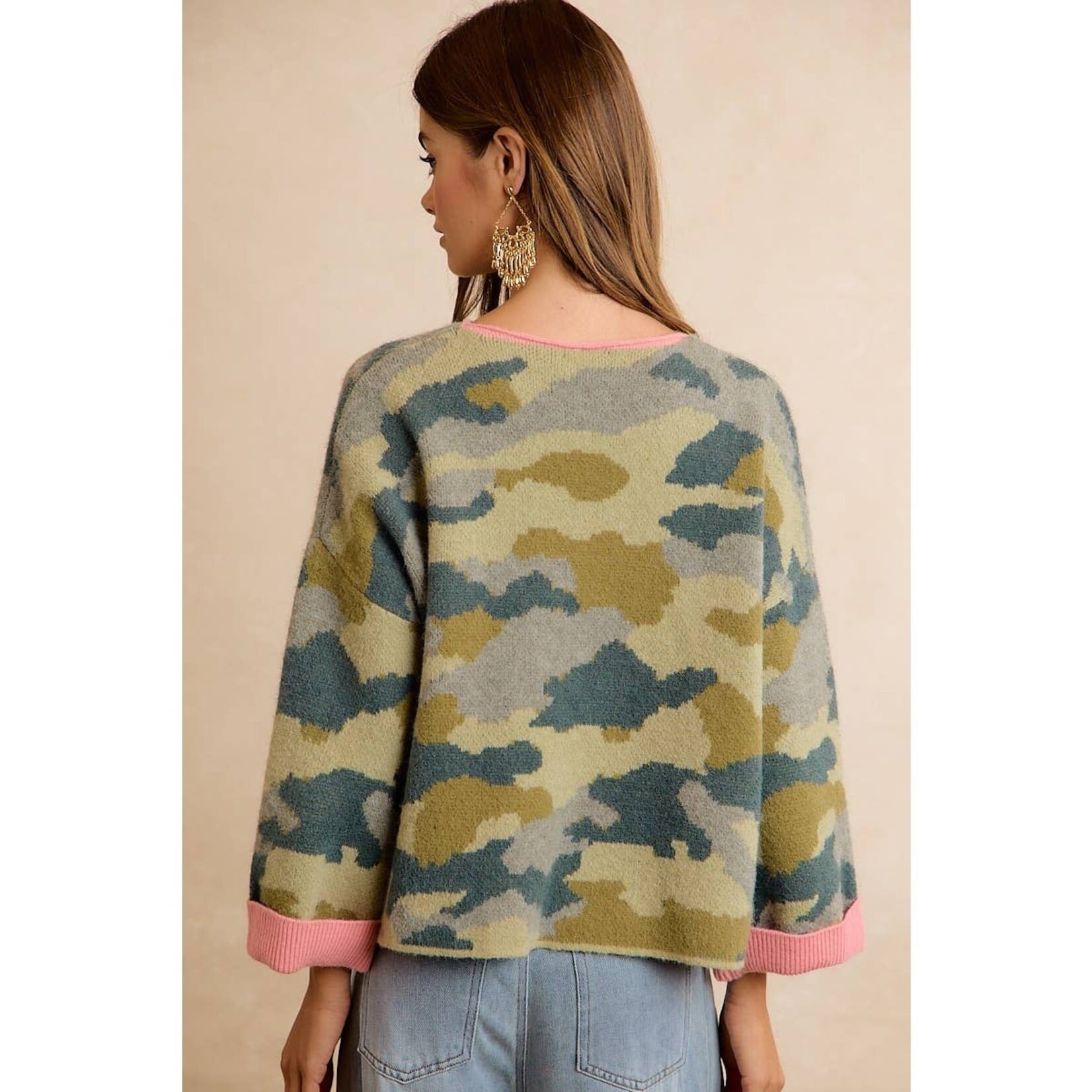 Bibi Soft Camo Contrast Neck and Roll Up Sweater Camo/Pink