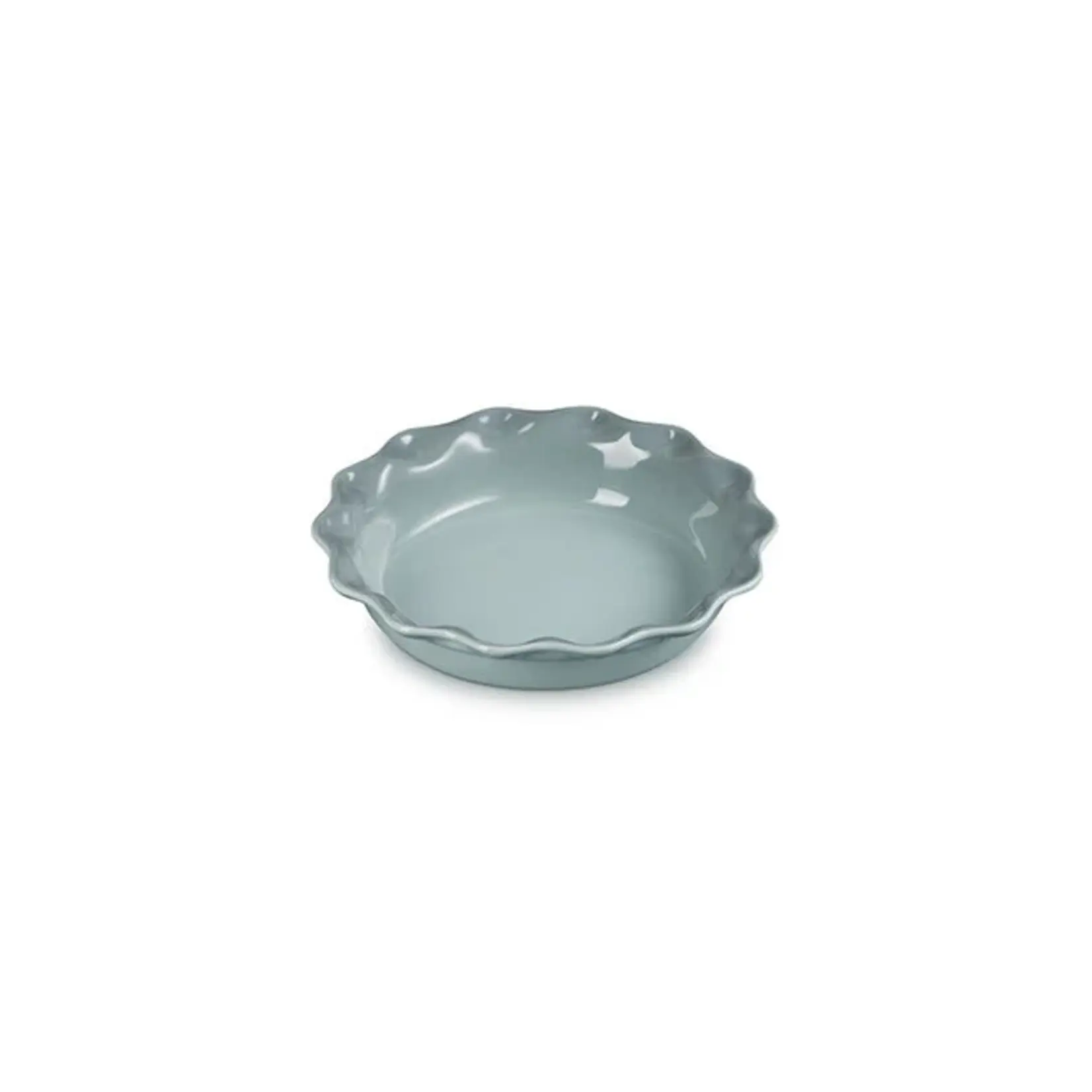 Le Creuset Heritage Fluted Pie Dish 9 in Sea Salt