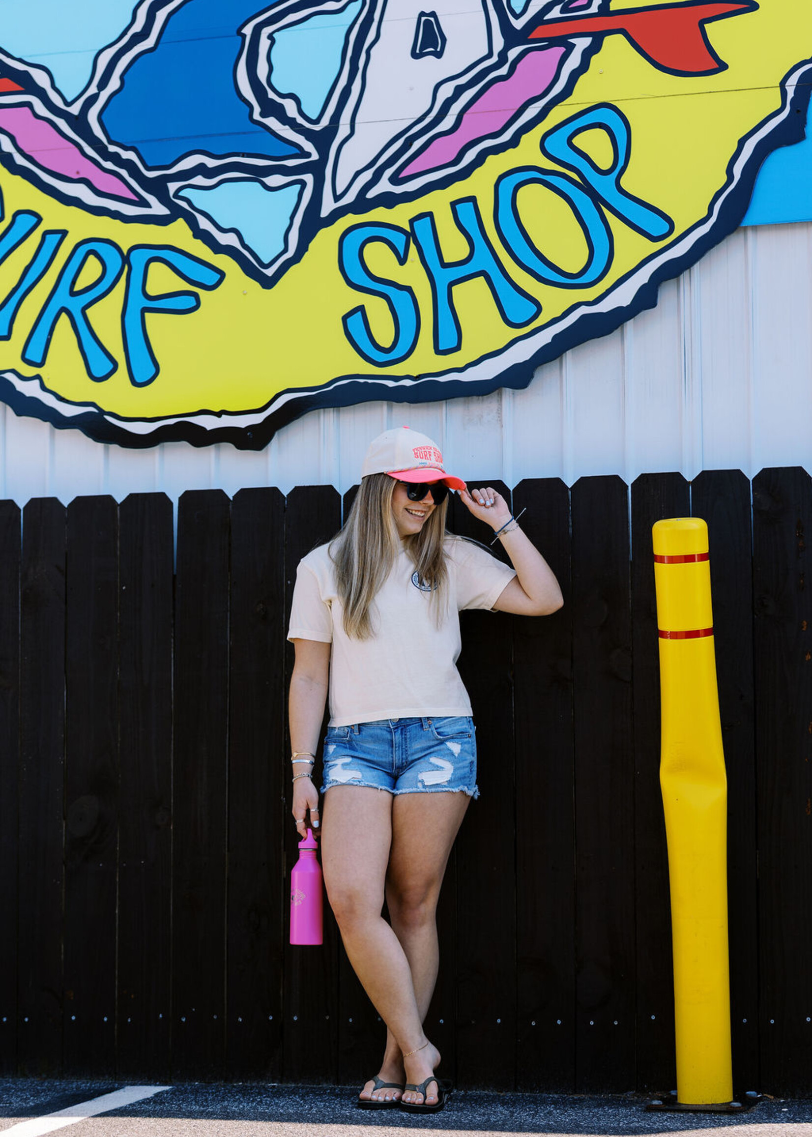 F.I. EMBROIDERED TRITECH CREAM/NEON PINK