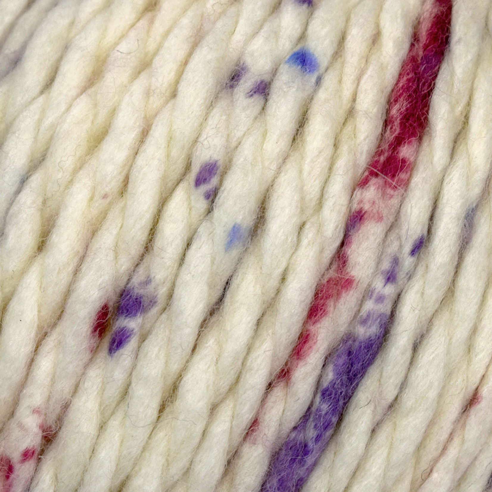 Universal Yarn Be Wool