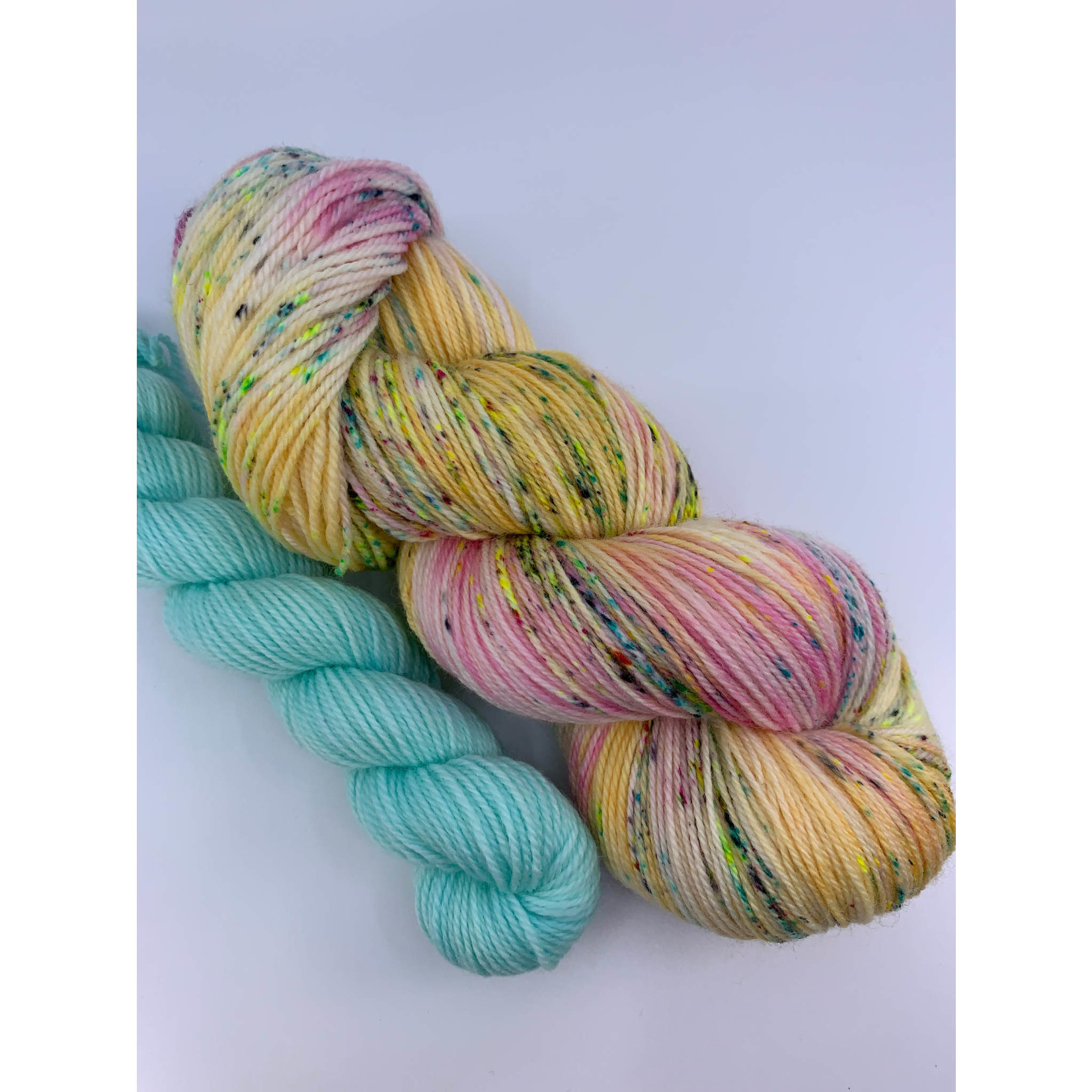 Lily & Pine Fibre Arts Lily & Pine Fibre Arts - Day Lily Sock Set