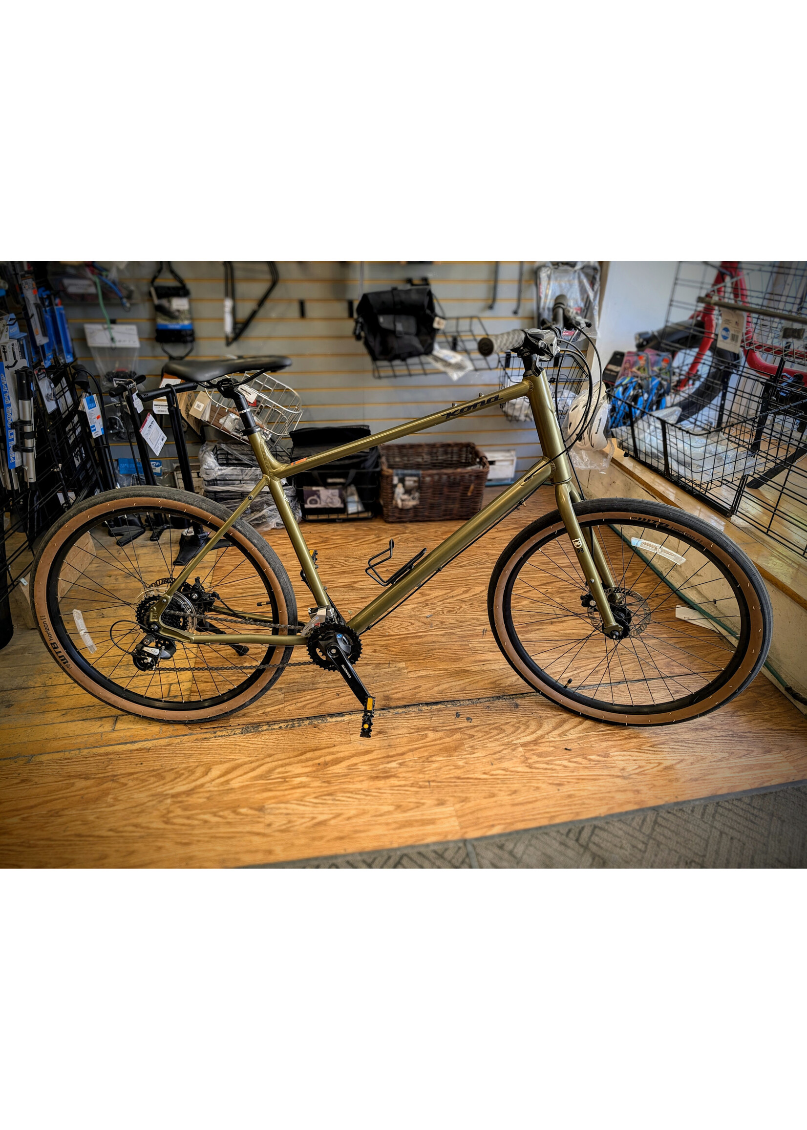 Gros Vélo Vélo Usagé Kona Dew 2023, Vert, Très Grand