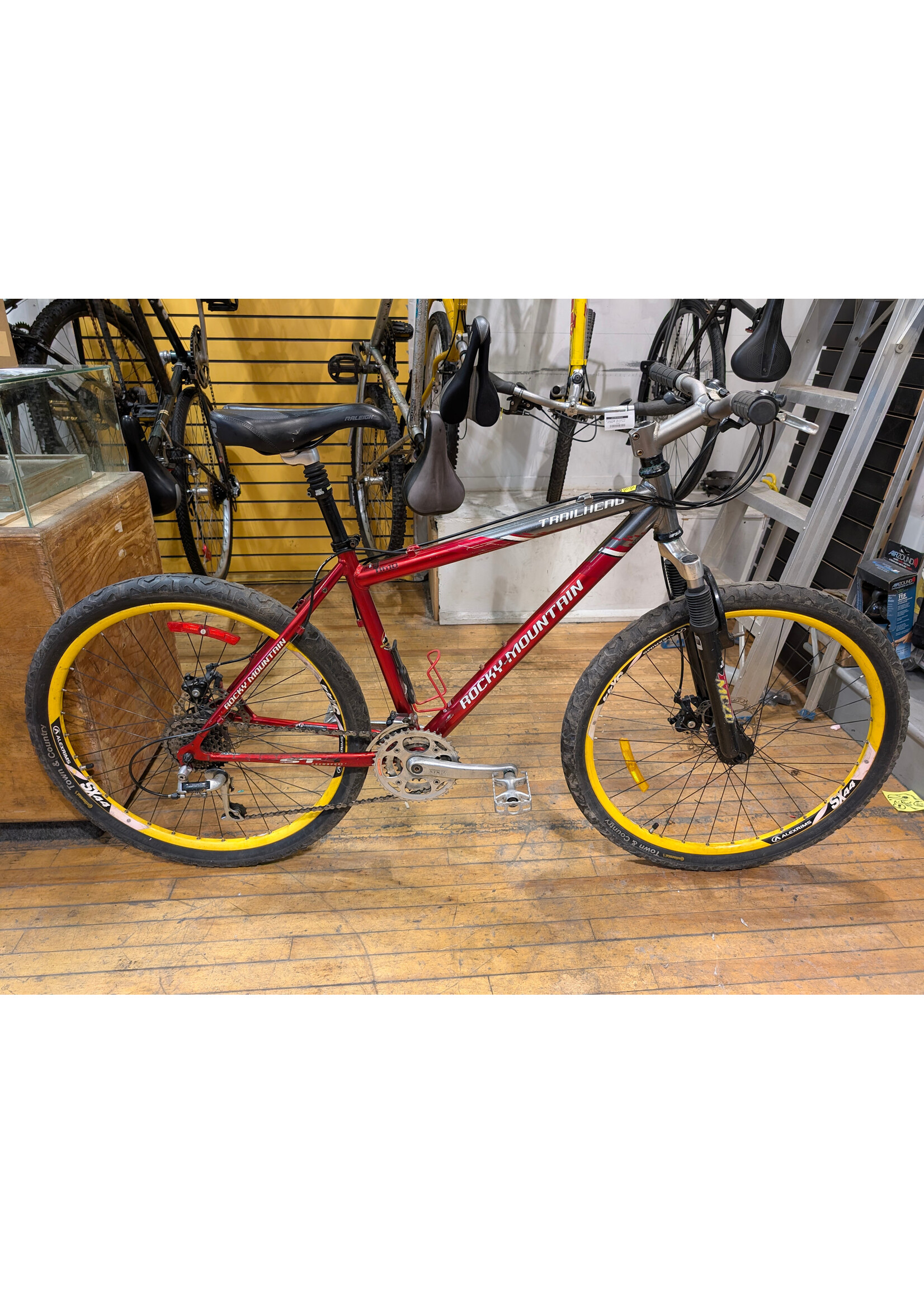 Gros Vélo Vélo Usagé Rocky Mountain Trailhead, Rouge, Moyen