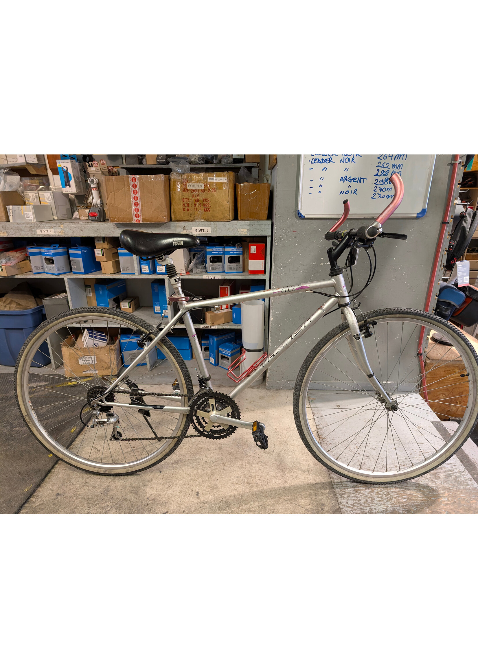 Gros Vélo Vélo Usagé AVP Transit, Moyen