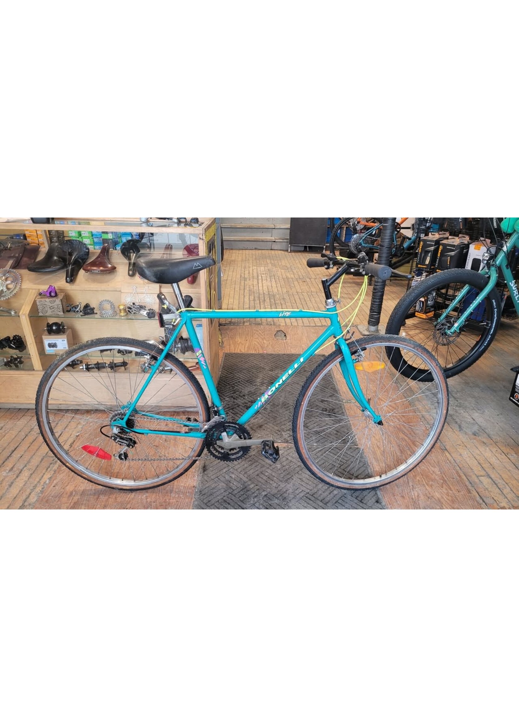 Gros Vélo Vélo Usagé Bonelli, Turquoise, Moyen