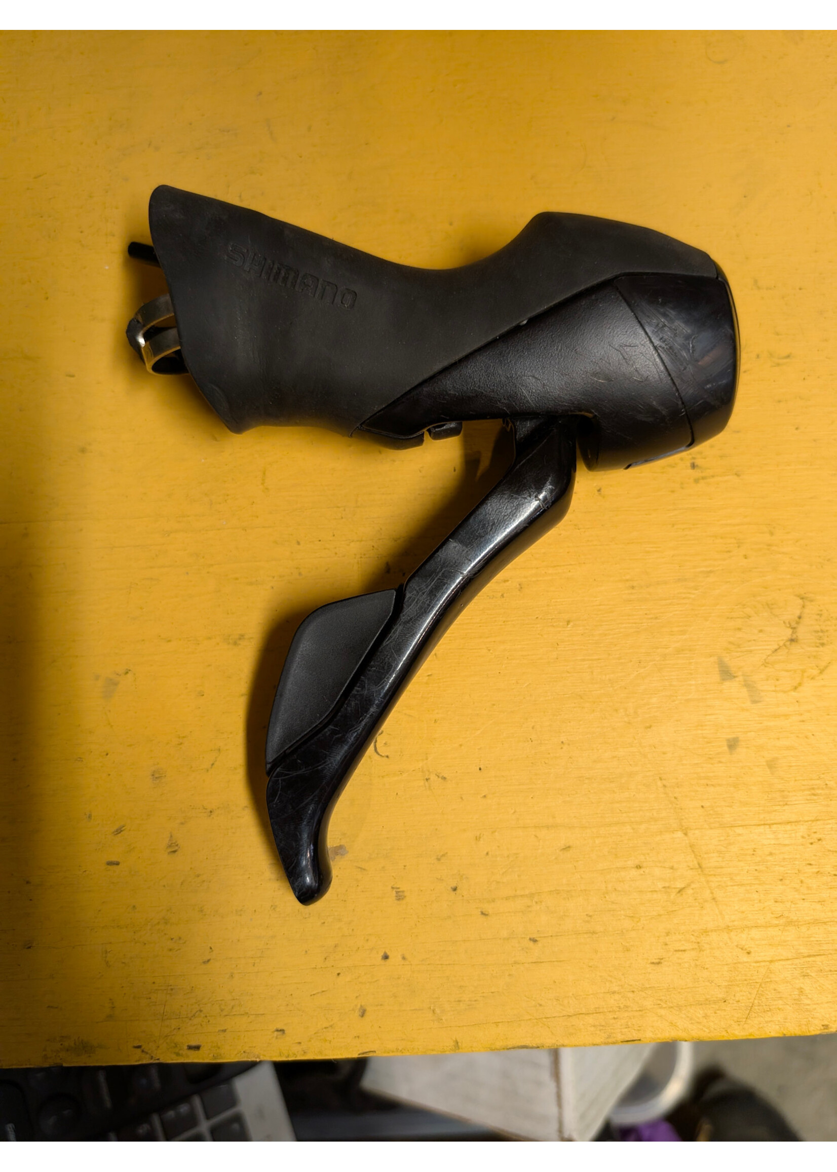 Shimano Manette Combinée Shimano ST-RS505-R usagée