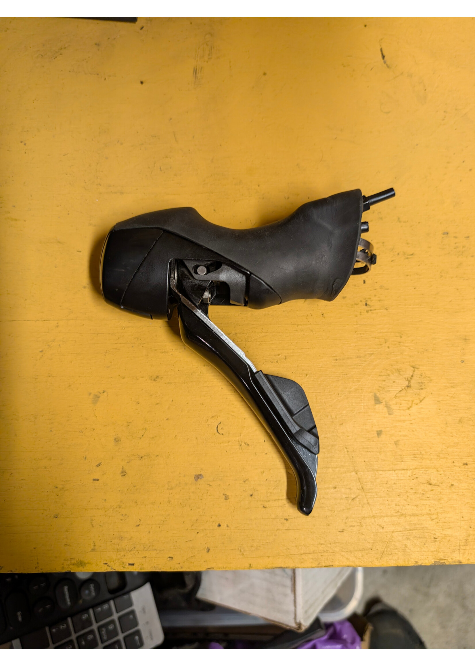 Shimano Manette Combinée Shimano ST-RS505-R usagée