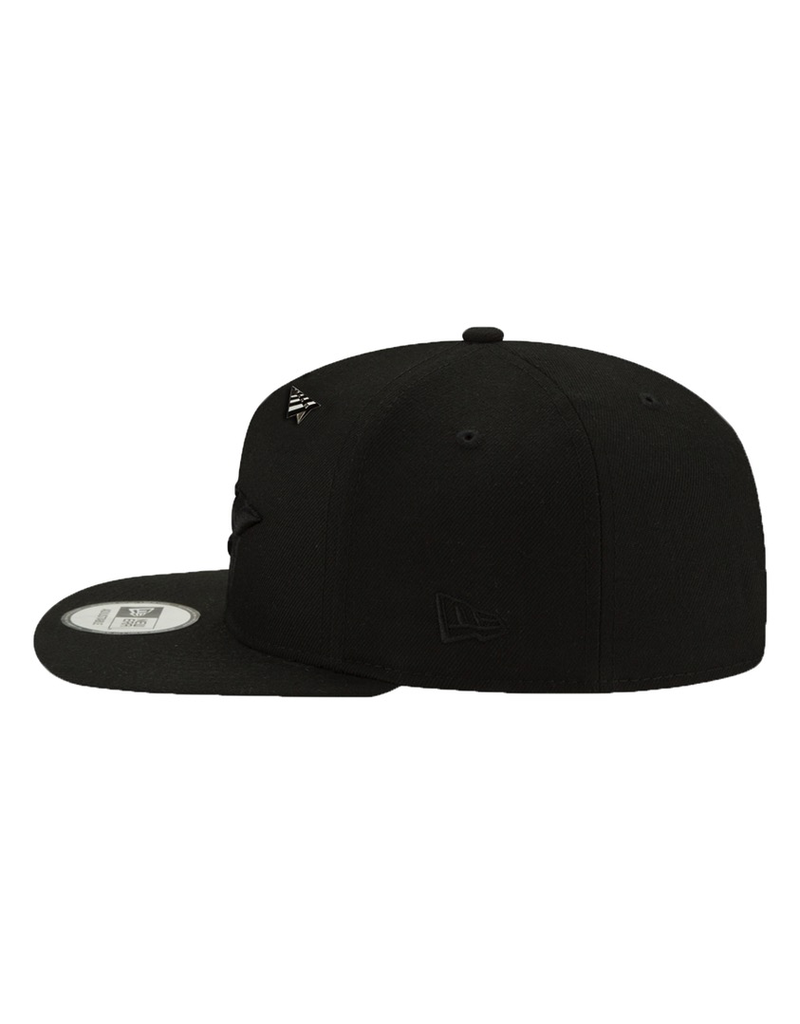PAPER PLANES BY ROC NATION BLACKOUT CROWN FITTED