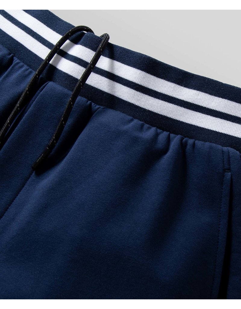 PAPER PLANES BY ROC NATION NVY ALTITUDE SHORT