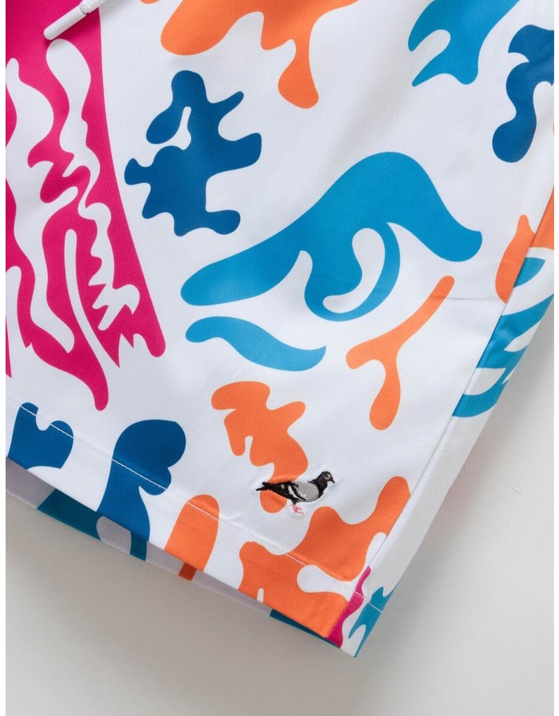STAPLE ALL OVER PRINT SWIM SHORT