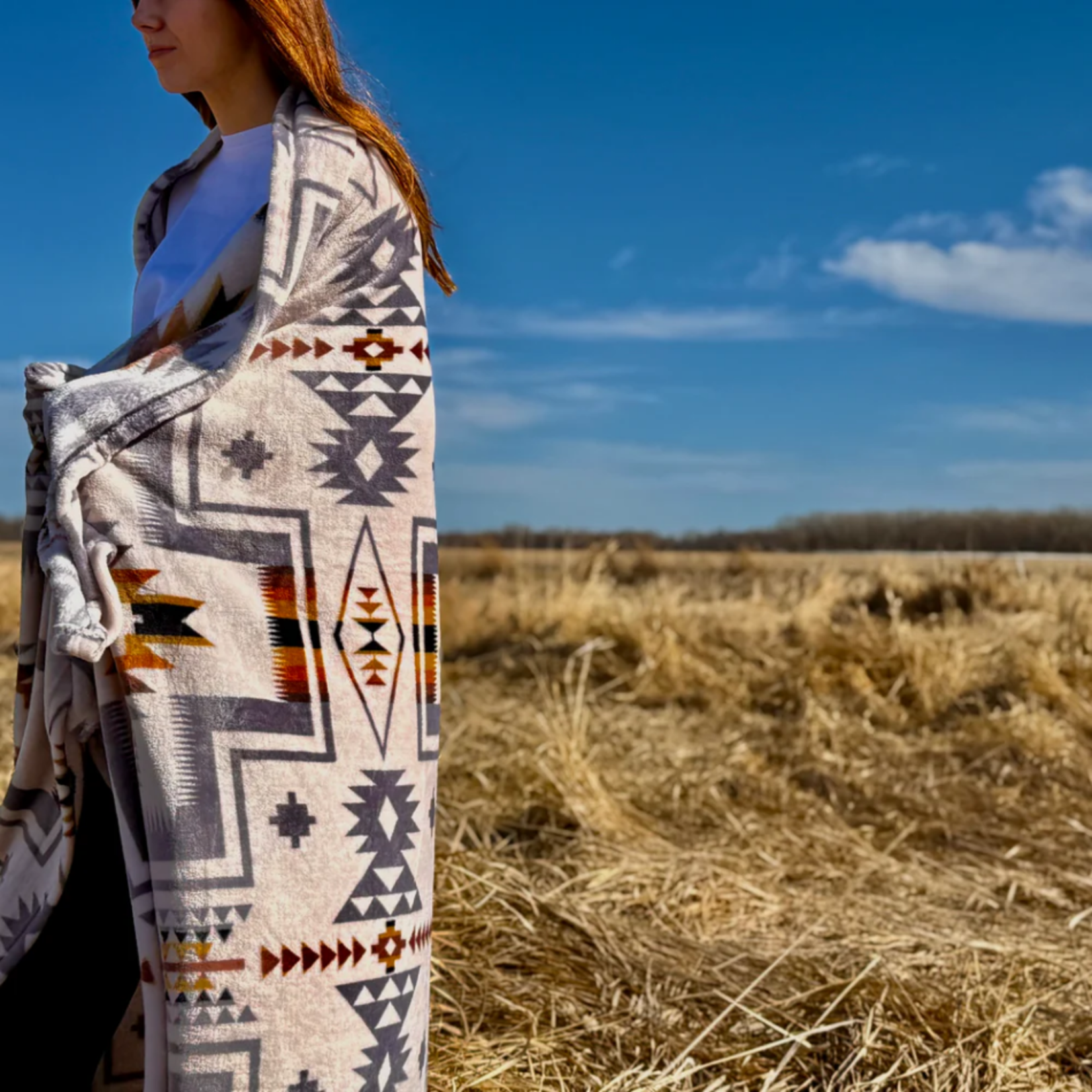 Sabe - Flannel Fleece 50" x 60" Mayan Tan