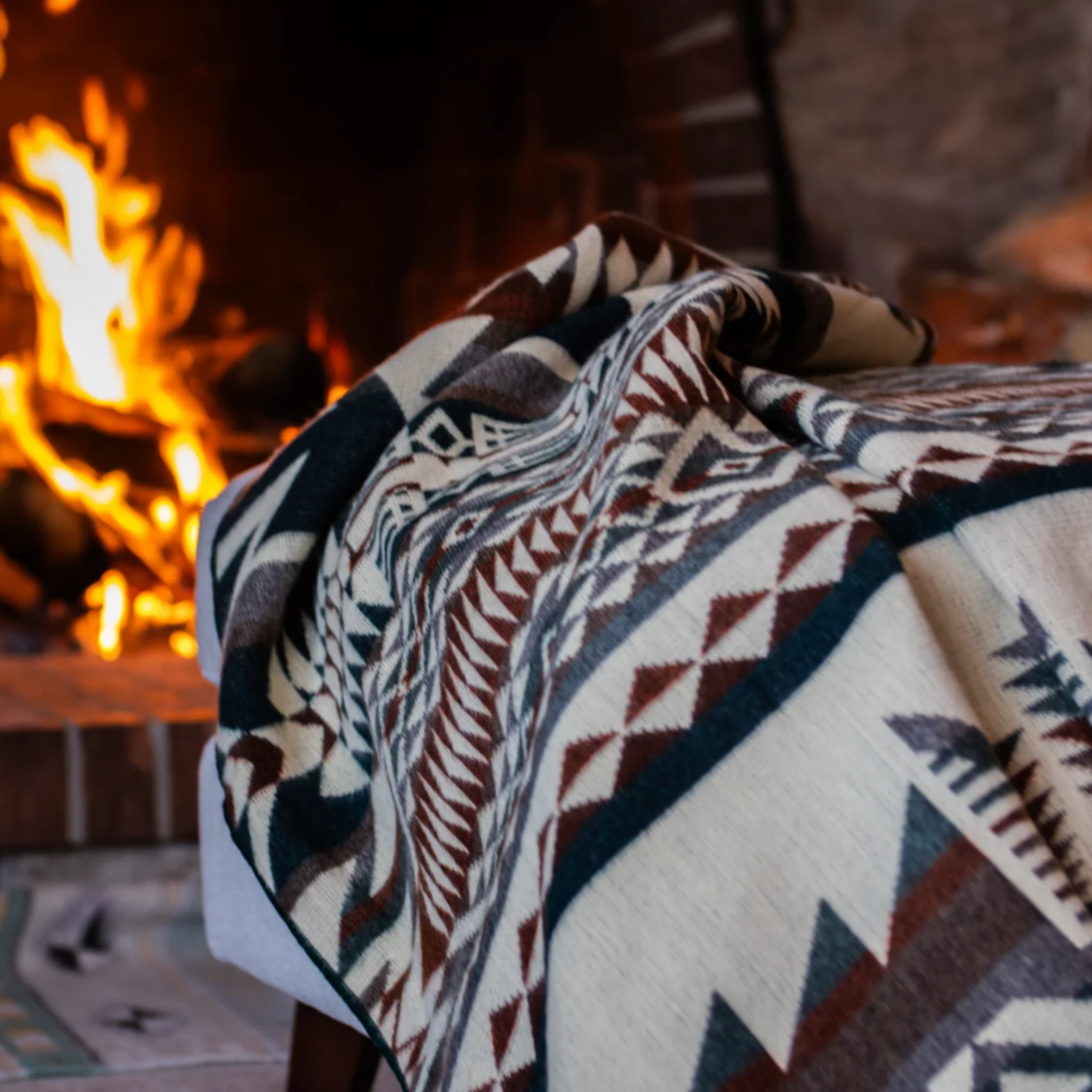 Sabe - Alpaca Wool Blanket 60" x 80" Whistler