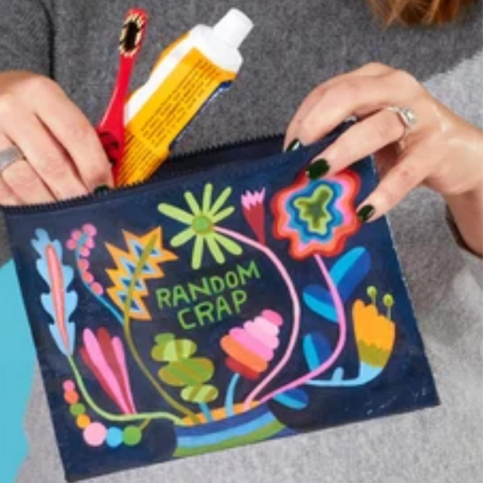 Blue Q Blue Q - Random Crap Floral Zipper Pouch