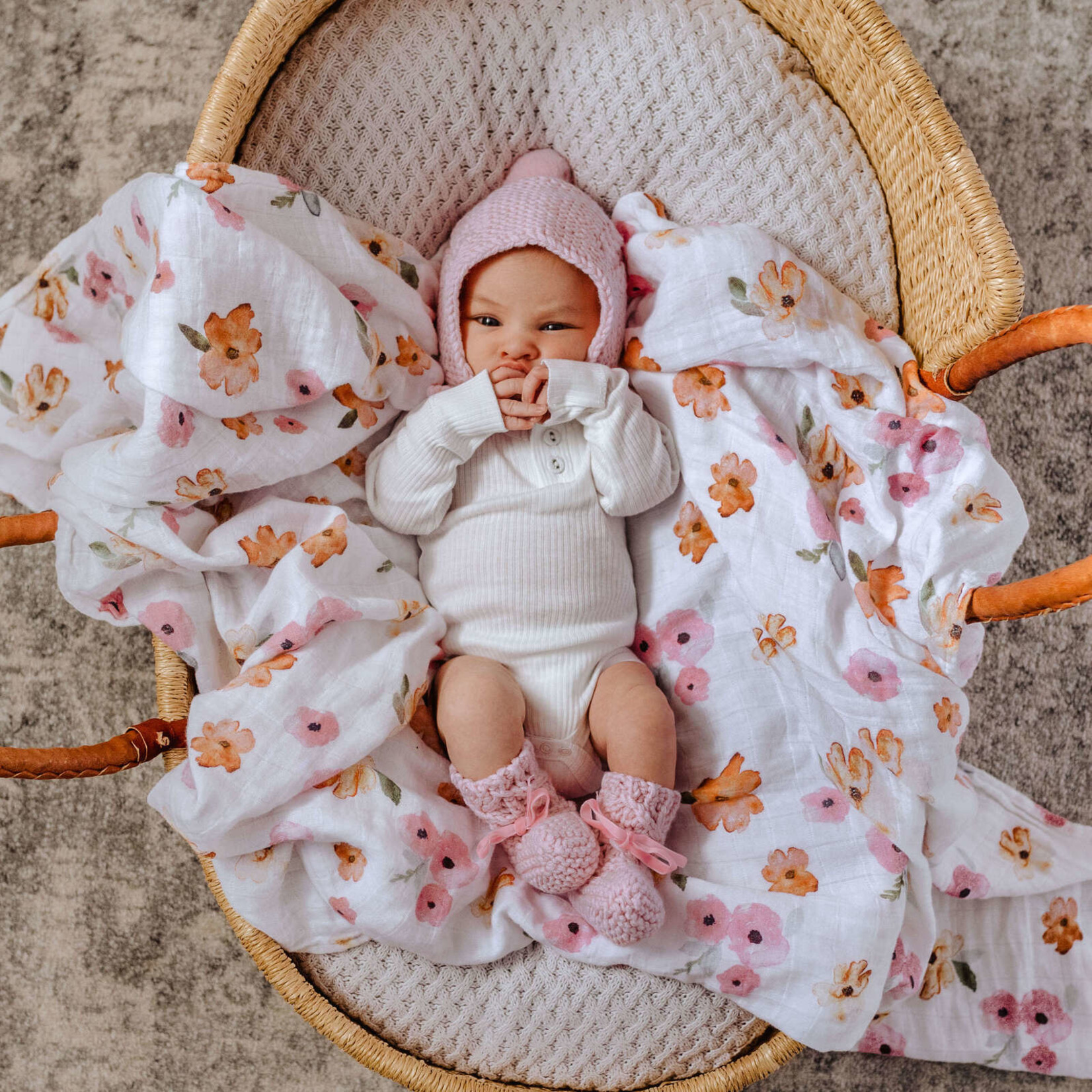 Snuggle Hunny Bonnet & Booties Set