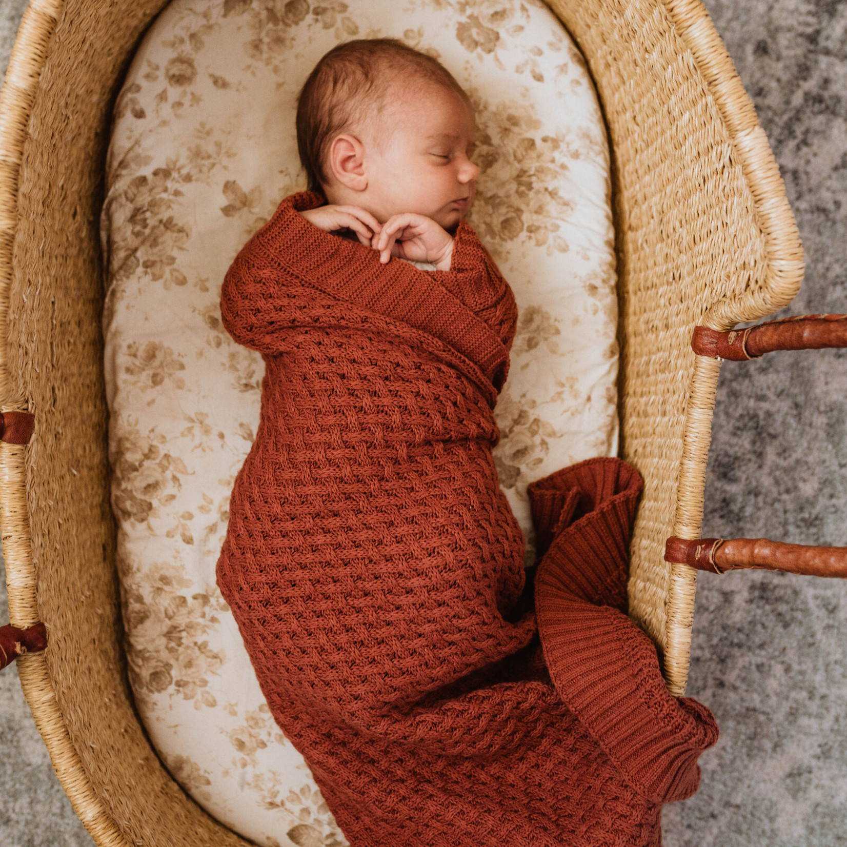 Snuggle Hunny Diamond Knit Baby Blanket Umber