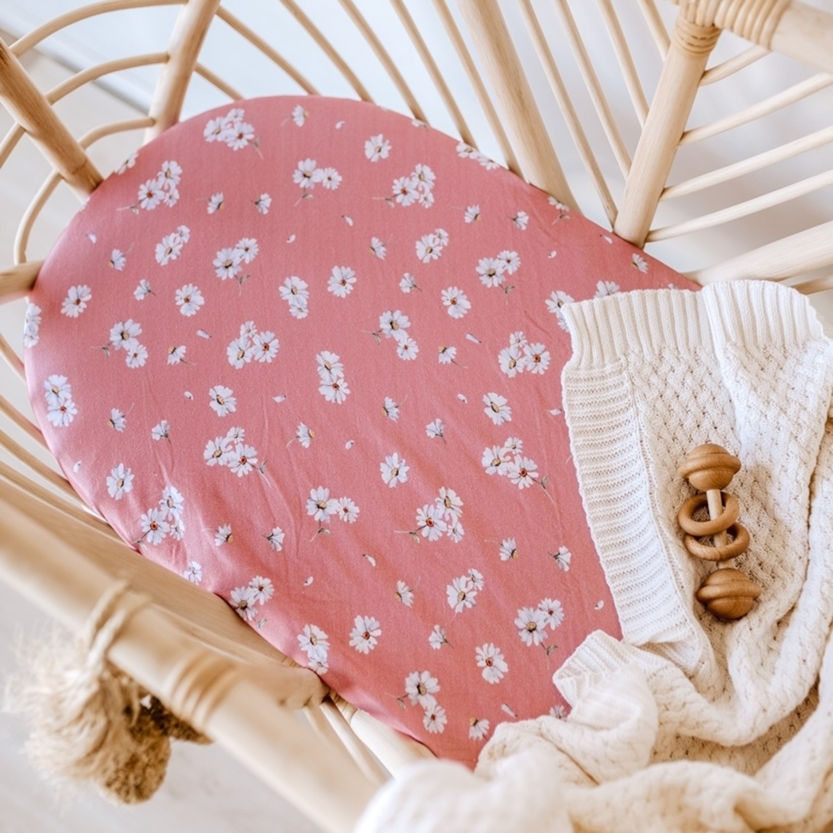 Snuggle Hunny Daisy Fitted Jersey Bassinet Sheet/Change Pad Cover