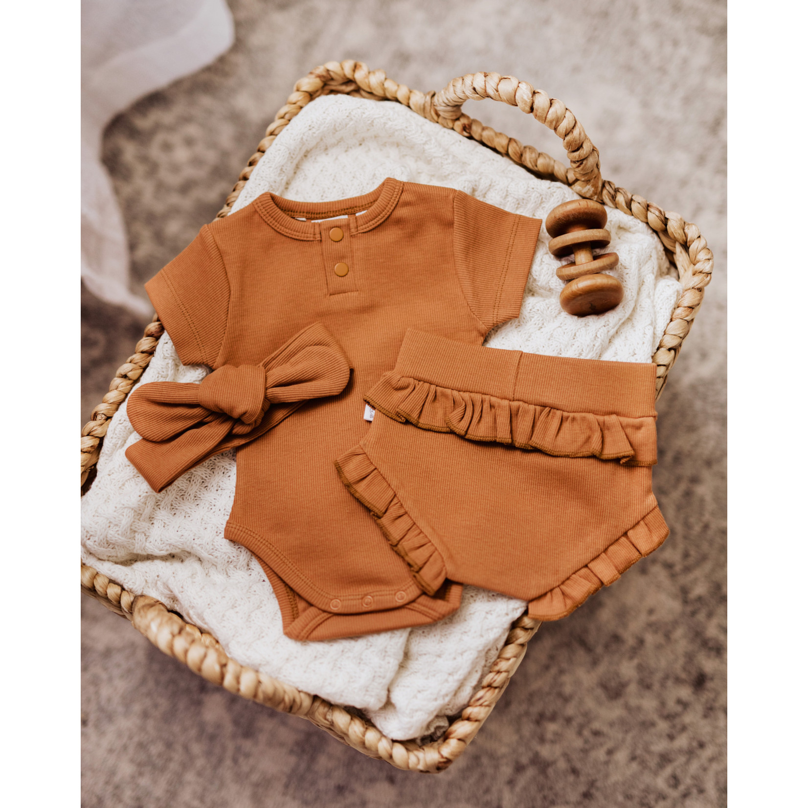 Snuggle Hunny Chestnut Short Sleeve Bodysuit