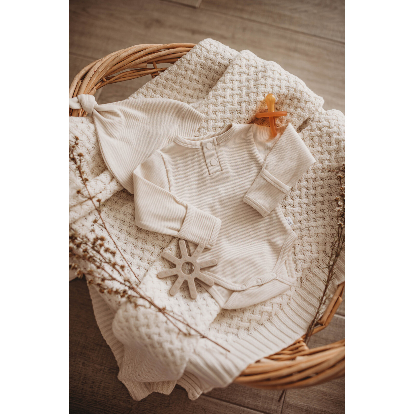 Snuggle Hunny Ribbed Knotted Beanie Halo