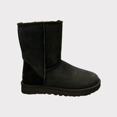 Womens Ugg Classic Short II