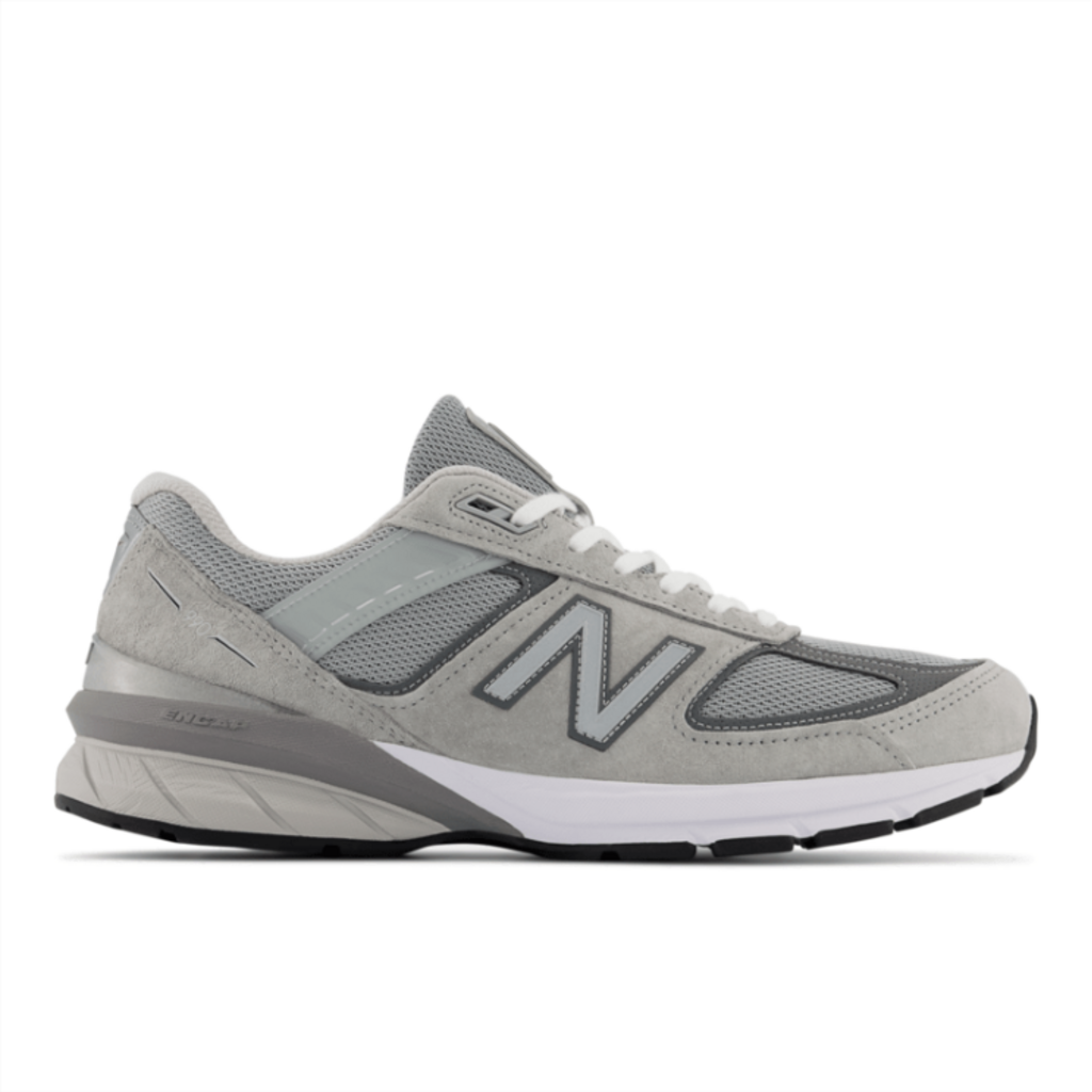 New Balance M990v5