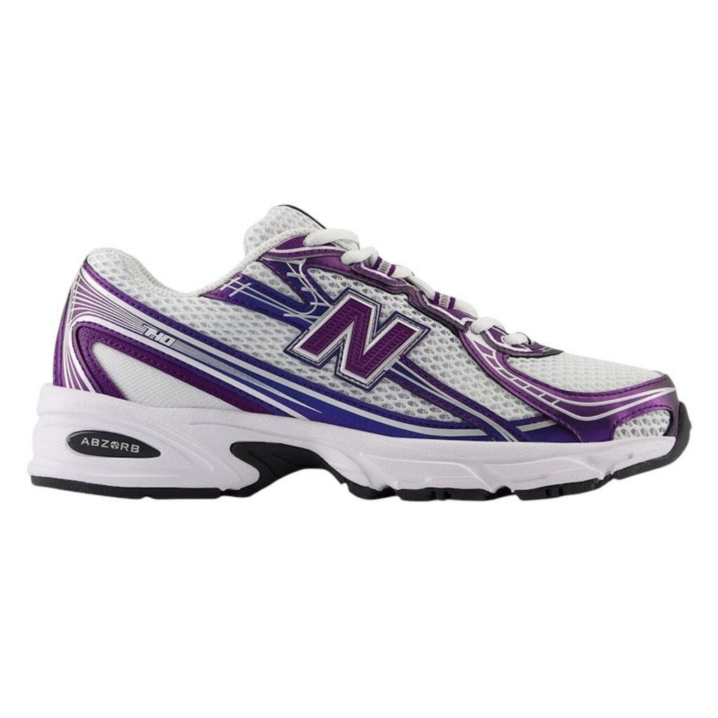New Balance 740