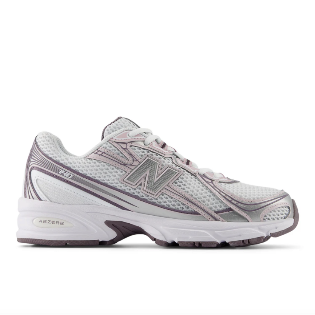 New Balance 740