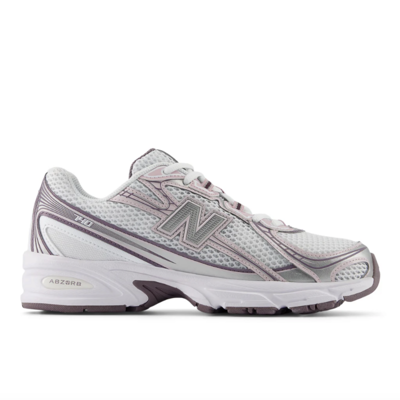 New Balance 740