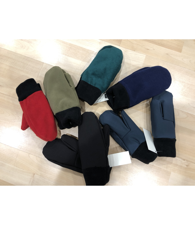 Sportees Sportees Softshell/Windbloc 2 Layer Mittens with Cuff