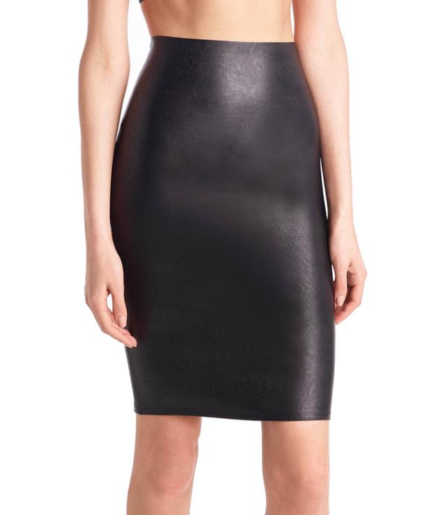 https://cdn.shoplightspeed.com/shops/644333/files/30488329/650x750x2/commando-faux-leather-pencil-skirt.jpg