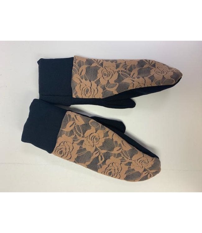 Sportees-Magic-Mittens-Lace