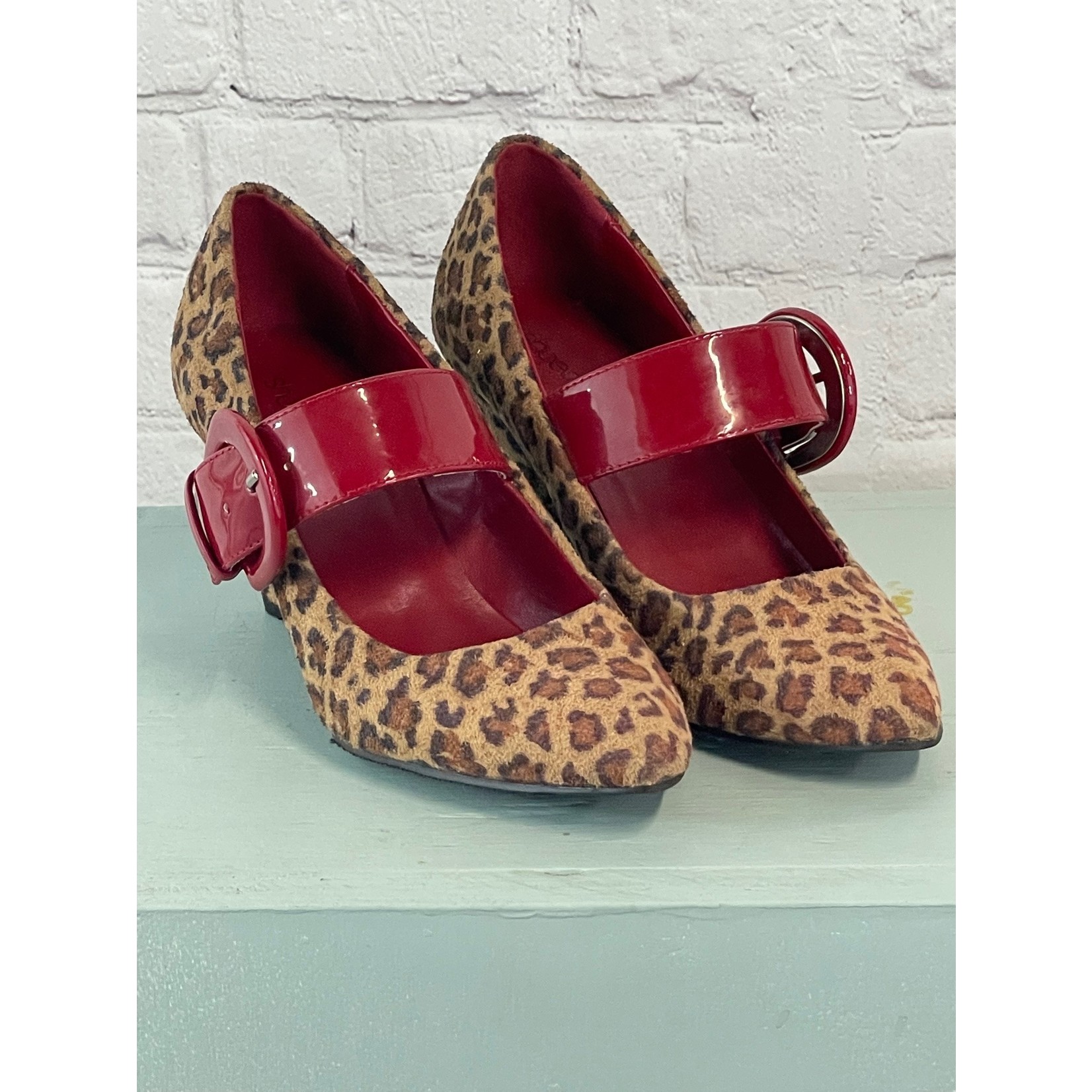red leopard shoes