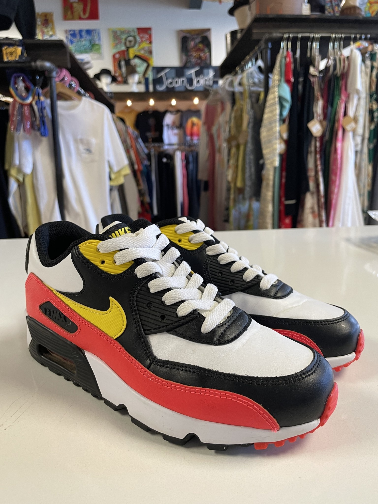 nike-air-max-90-yellow-black- 