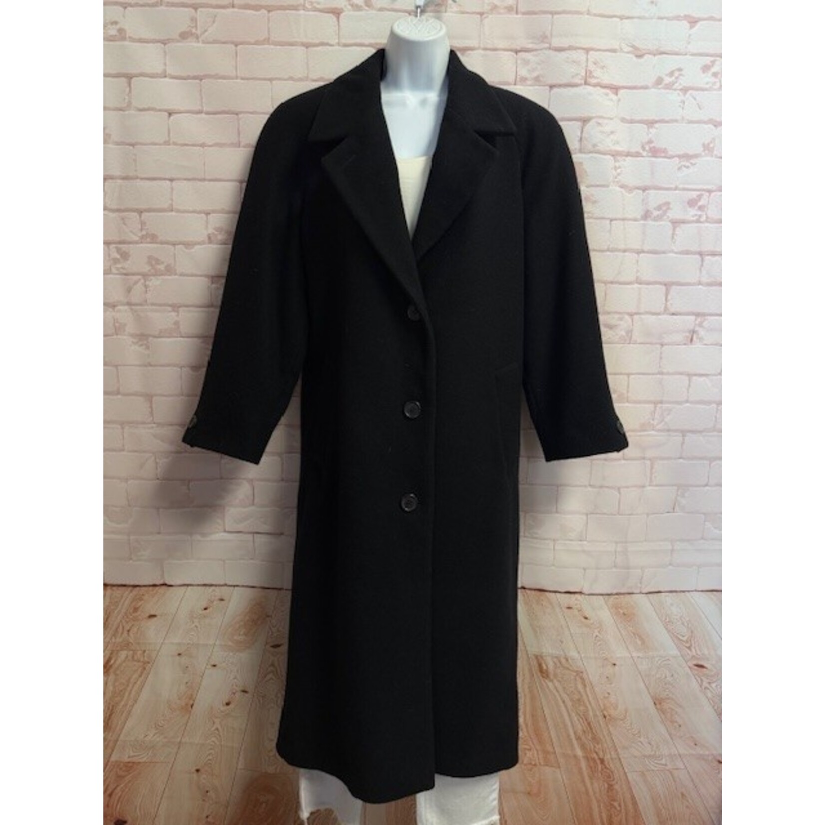 International Scene, Black, Coat, Needs Work