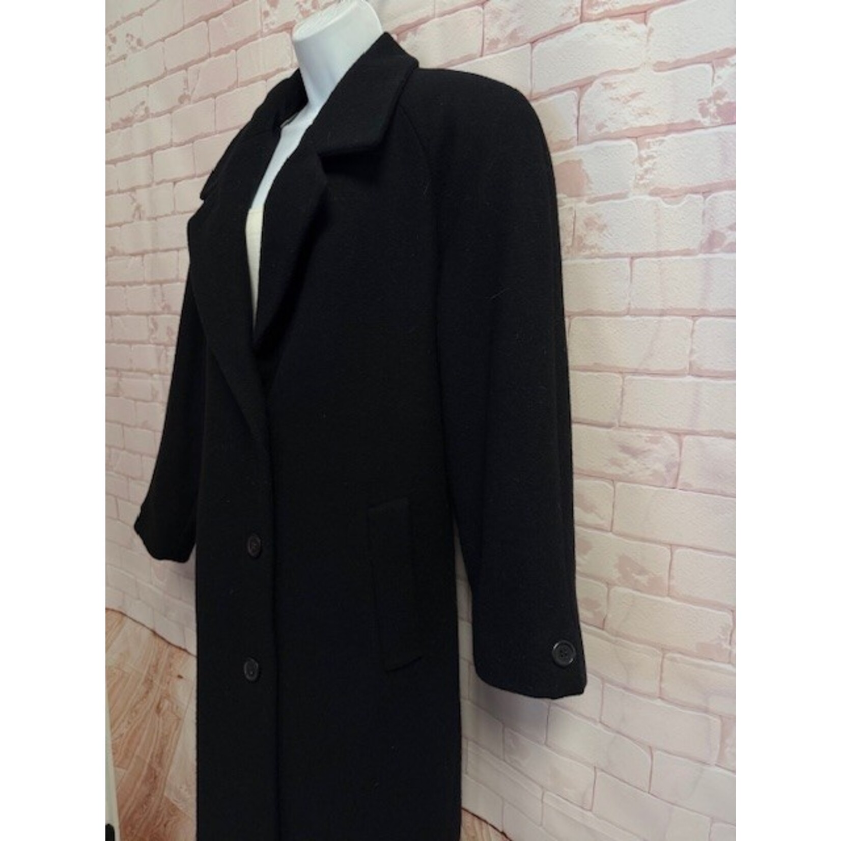International Scene, Black, Coat, Needs Work