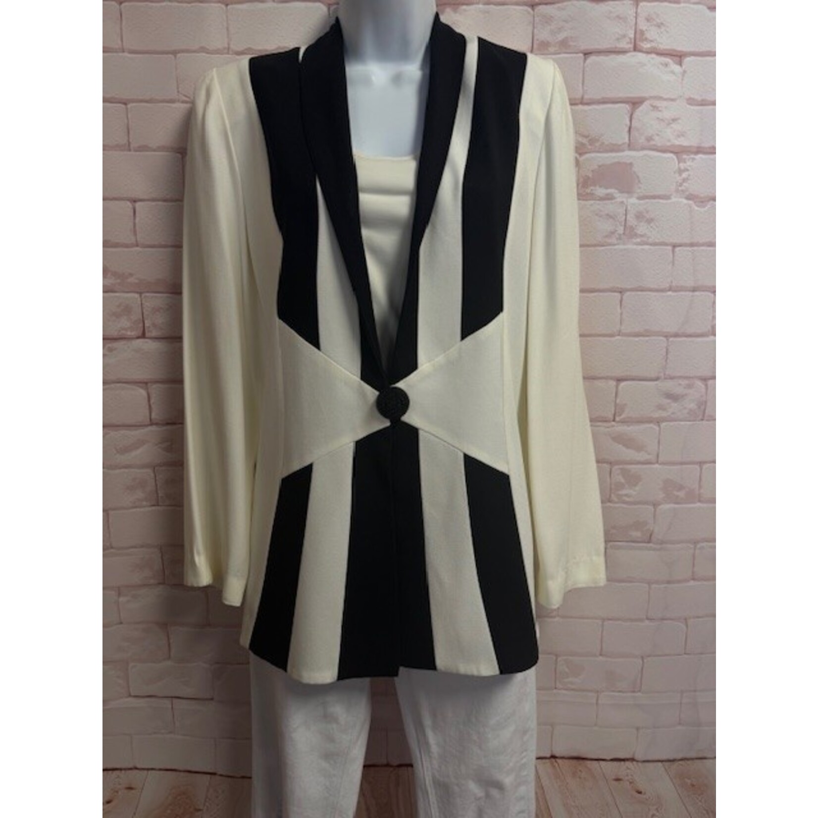 DJ Summers, White and Black,  14, Jacket, VINTAGE