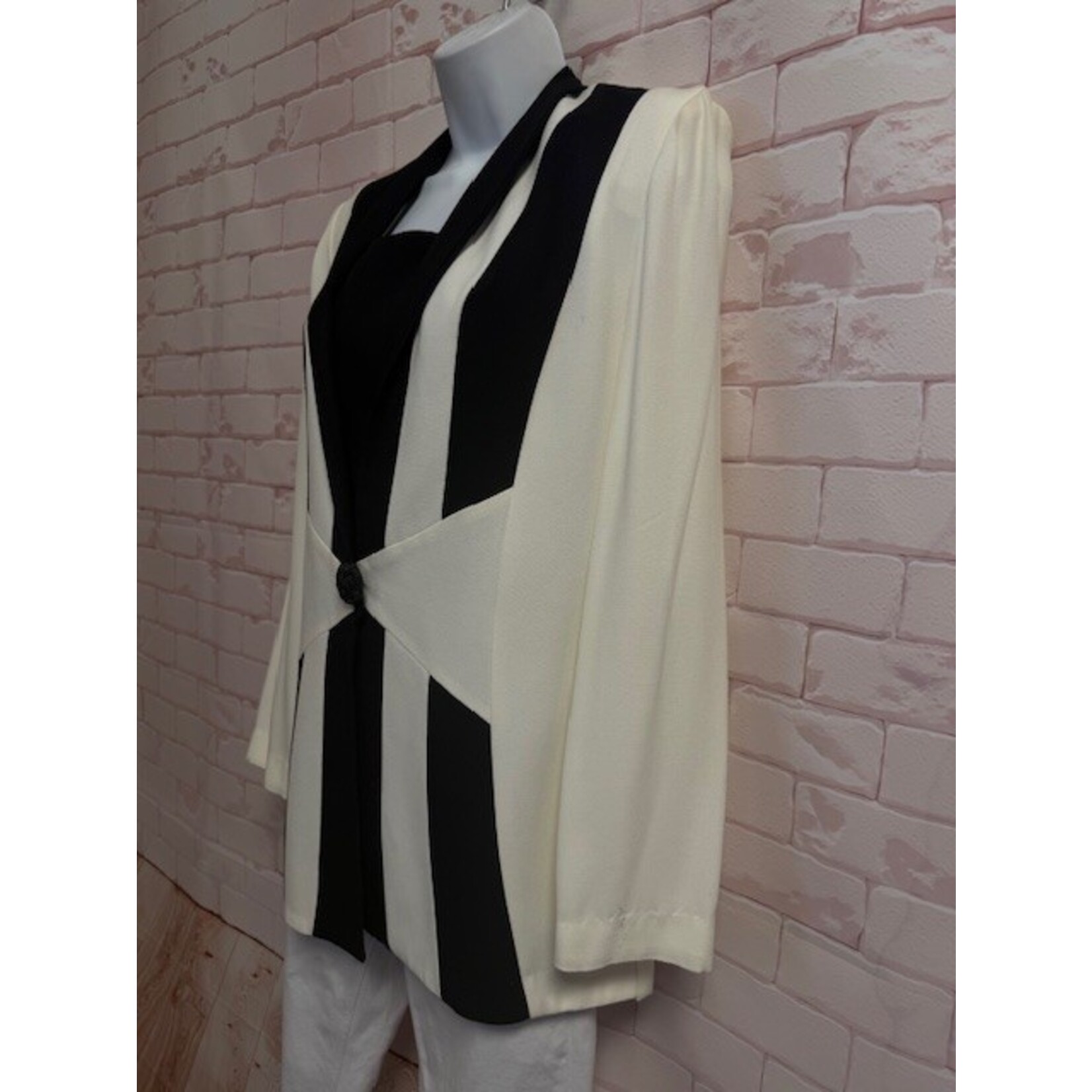 DJ Summers, White and Black,  14, Jacket, VINTAGE