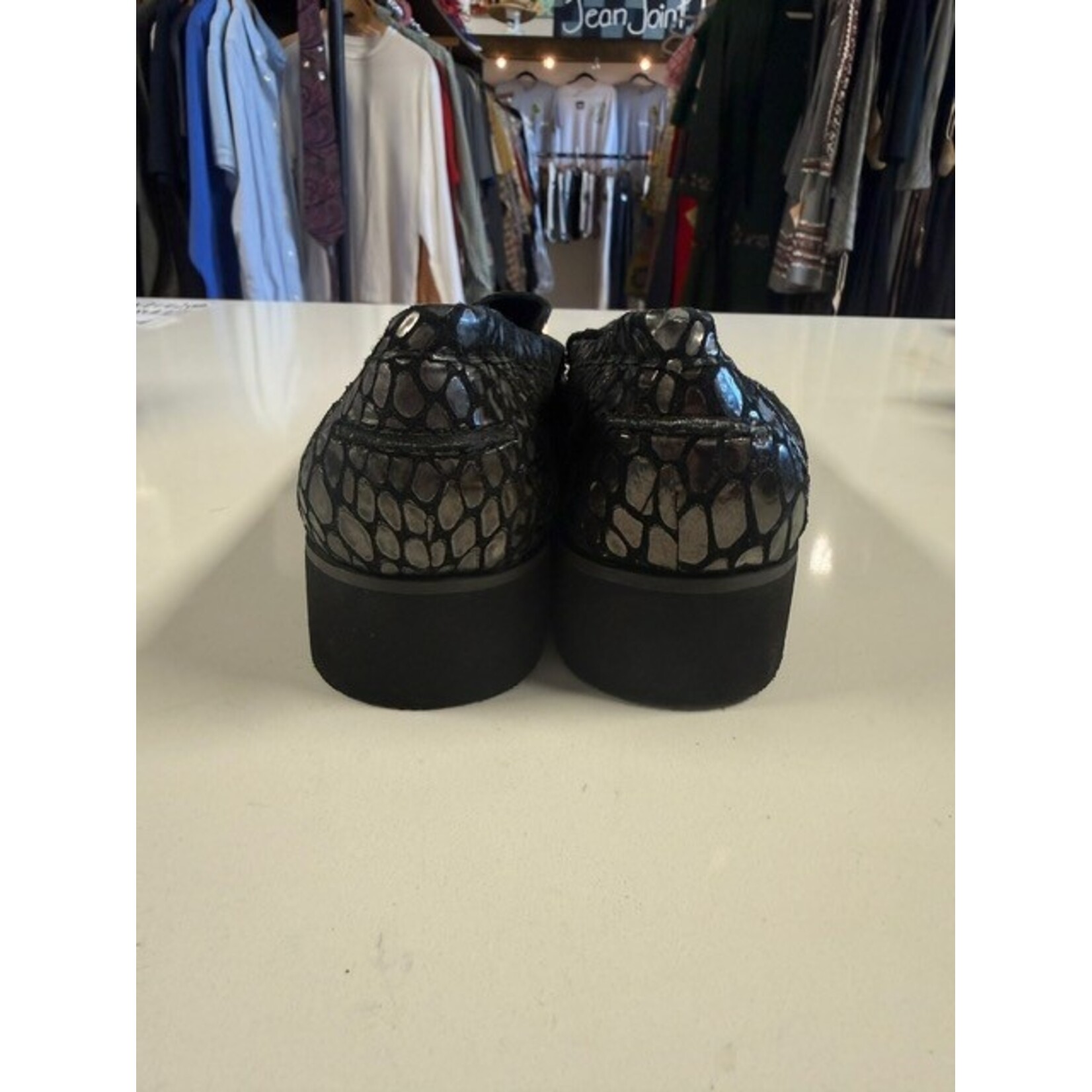 Donald J. Pliner, Black, Pewter, Loafers, 6