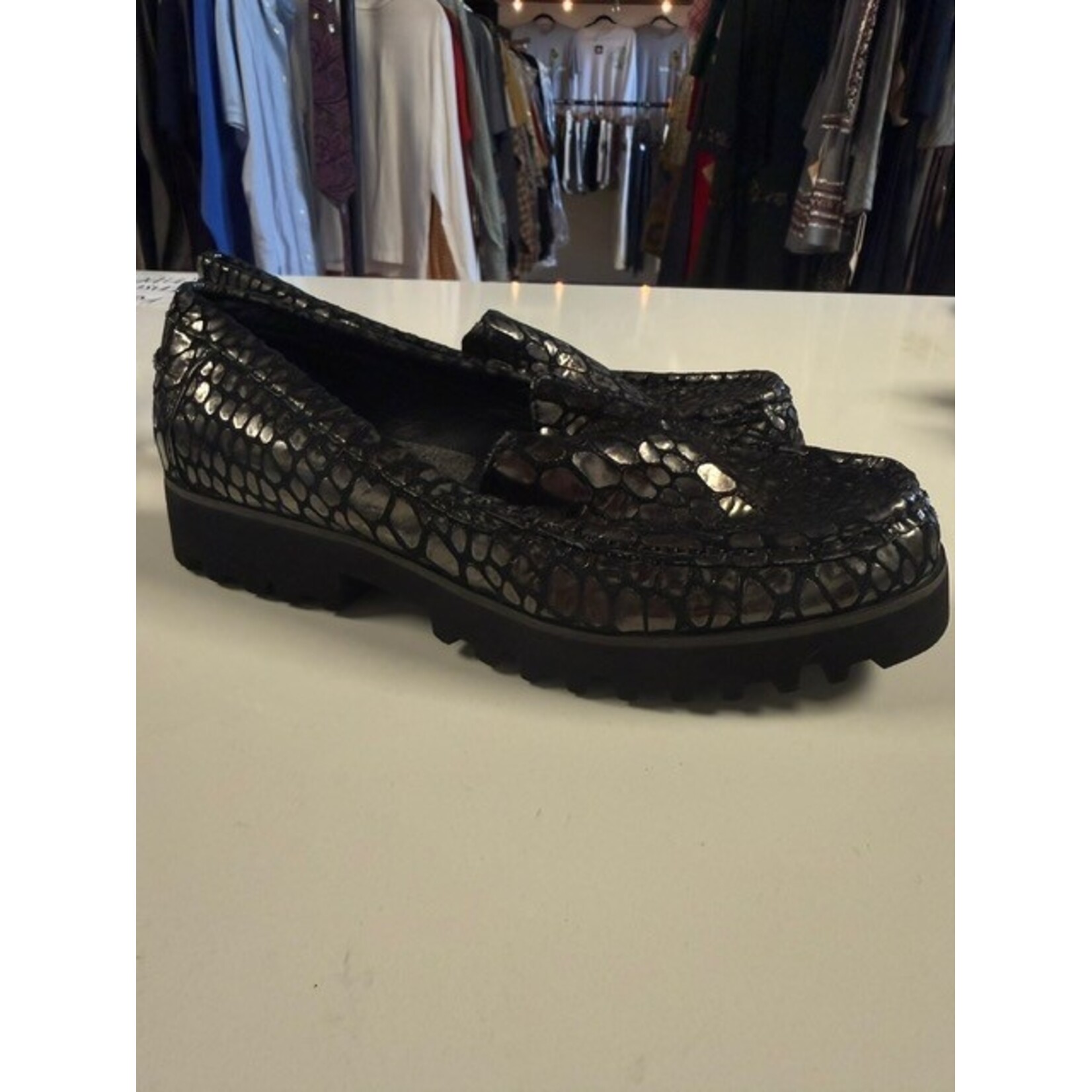 Donald J. Pliner, Black, Pewter, Loafers, 6