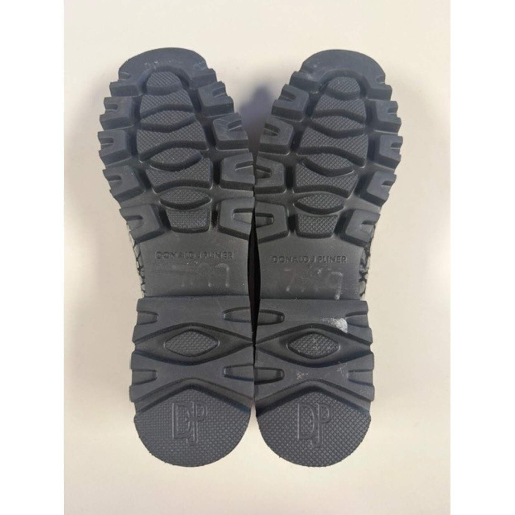 Donald J. Pliner, Black, Pewter, Loafers, 6