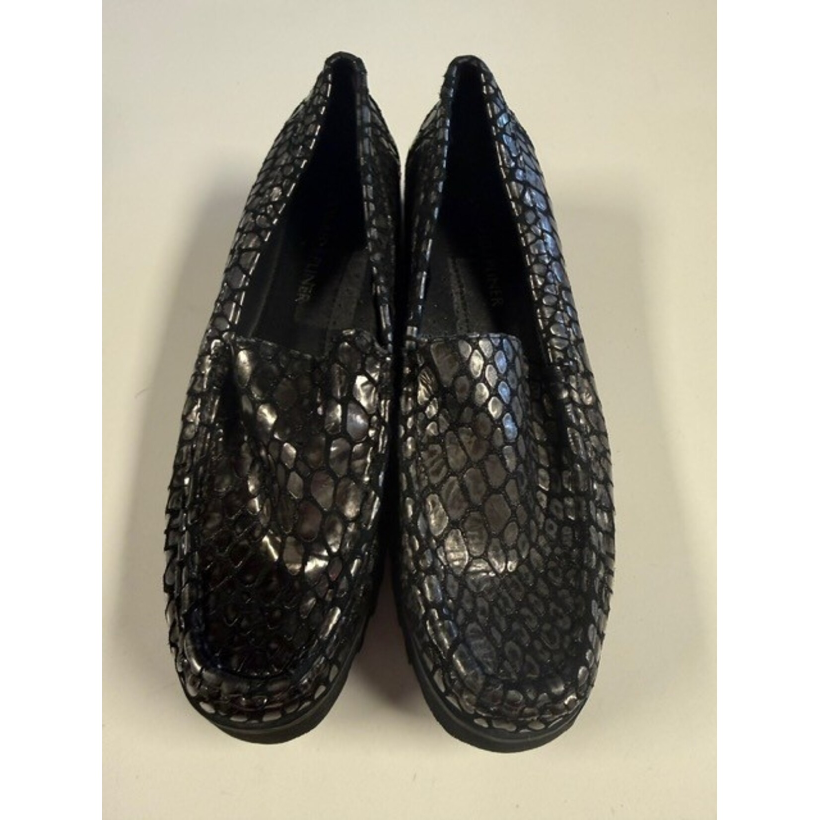 Donald J. Pliner, Black, Pewter, Loafers, 6