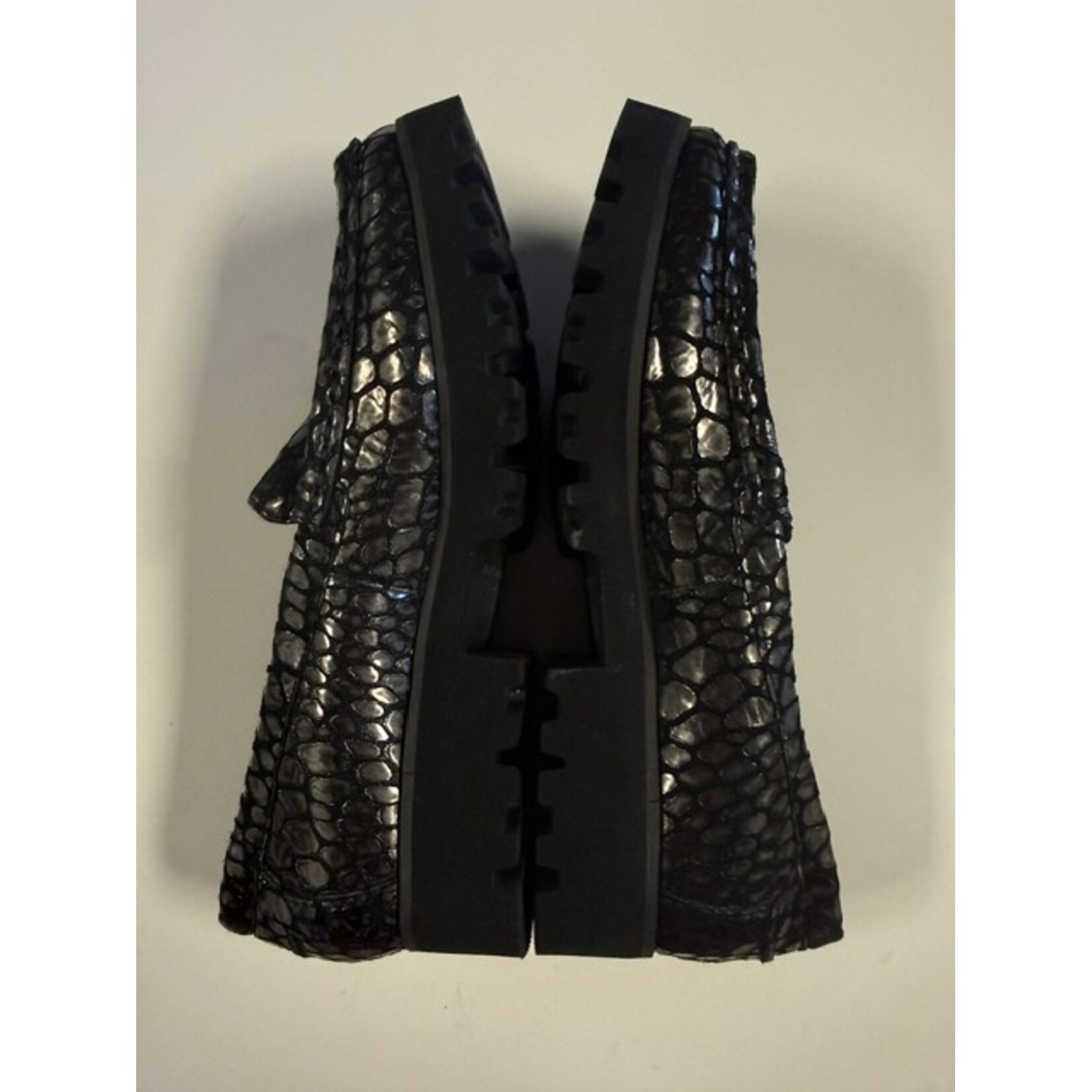 Donald J. Pliner, Black, Pewter, Loafers, 6