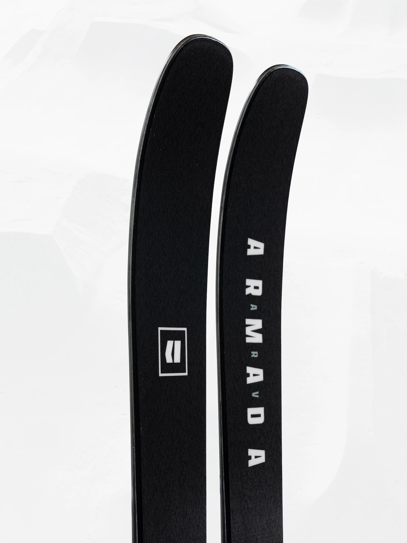 Armada Armada ARV 94 (Black)
