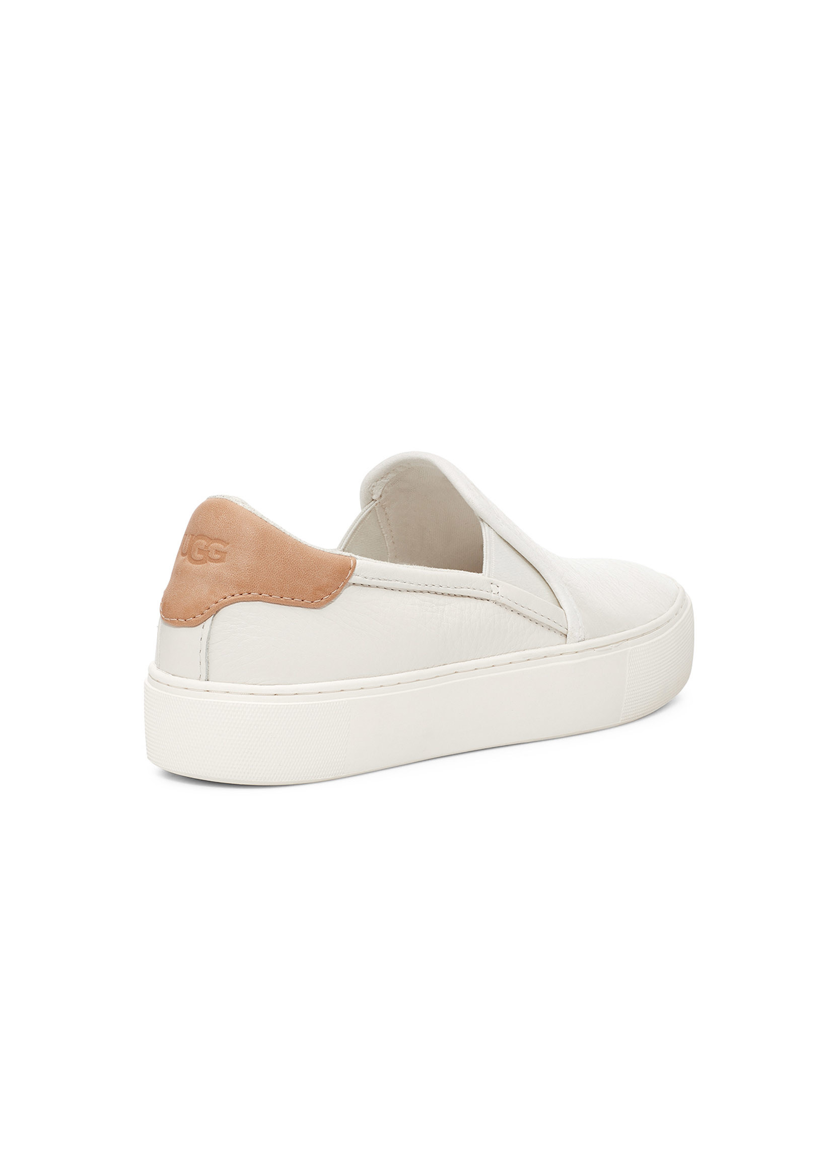 ugg cahlvan white