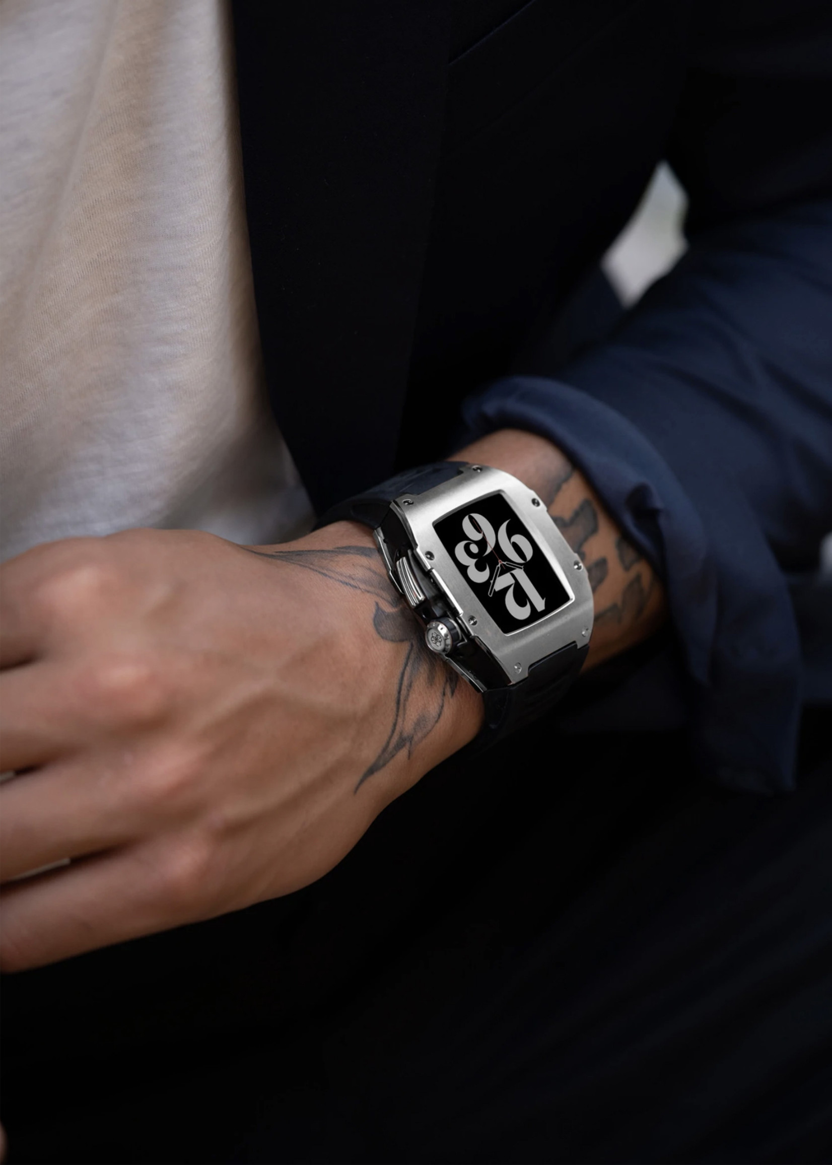 GOLDEN CONCEPT / Apple Watch 7 Case 