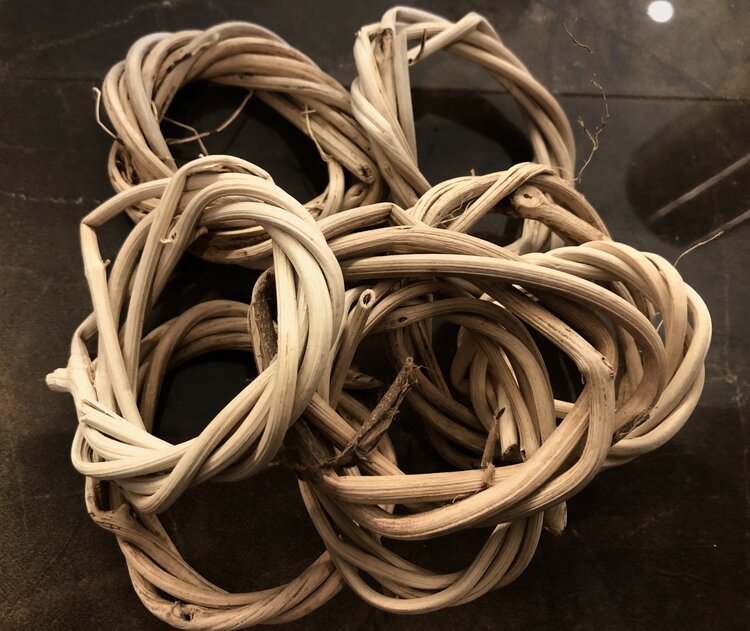 Chirp N Dales Natural Vine Rings 2''