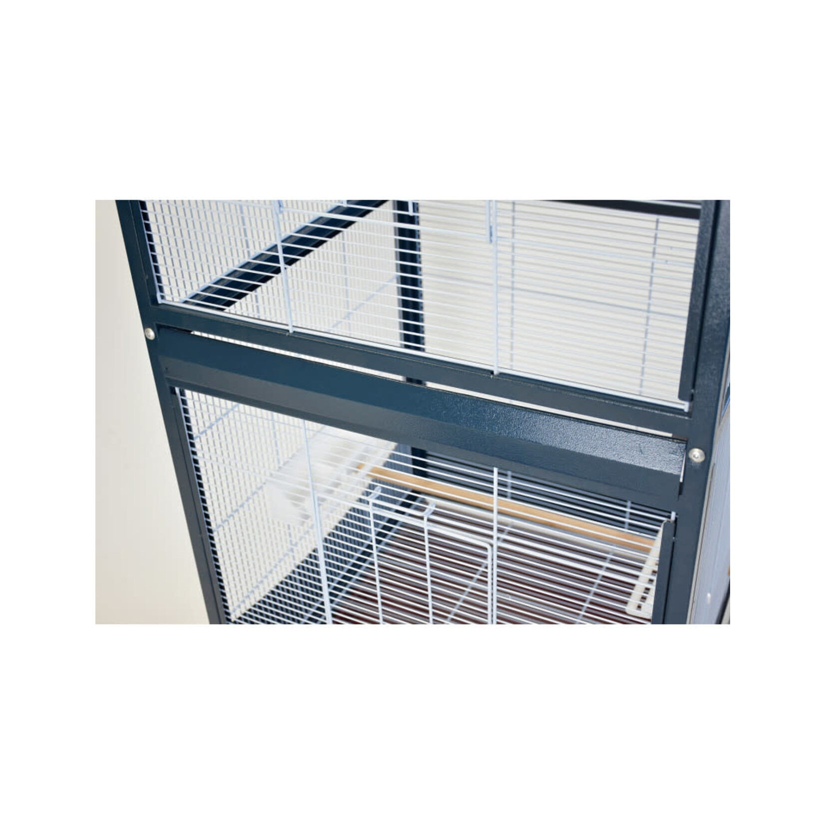 Glitter Pets GP Flight Cage with Removable Divider 39189