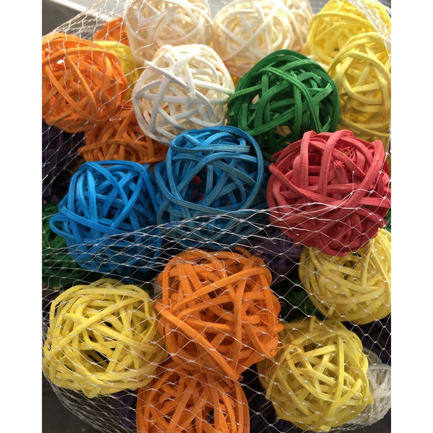 Chirp N Dales Colored Vine Ball 2"