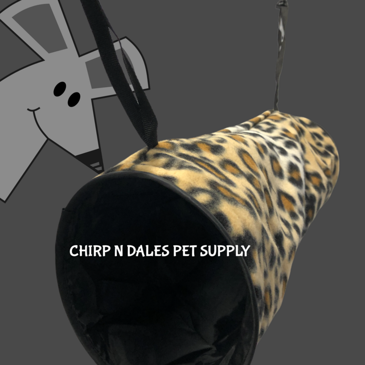 WARE MFG Ware Crinkle Hang-N-Tunnel 17 x 6 x 5”