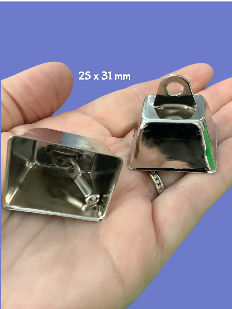 Chirp N Dales Nickel Plated Non Toxic Round Eye Cow  Bell